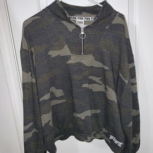 Women’s PINK VS 3/4 Zip Camo